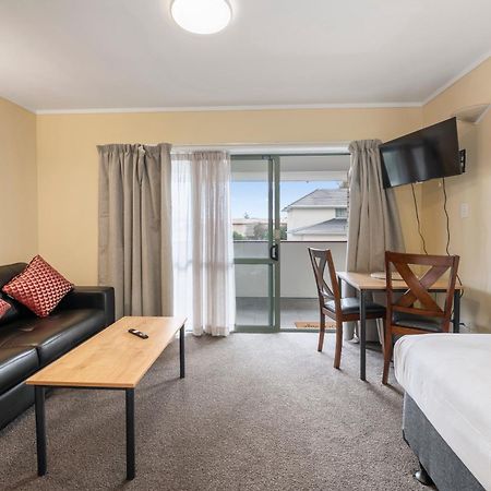 Fenton Court Motel Rotorua Buitenkant foto