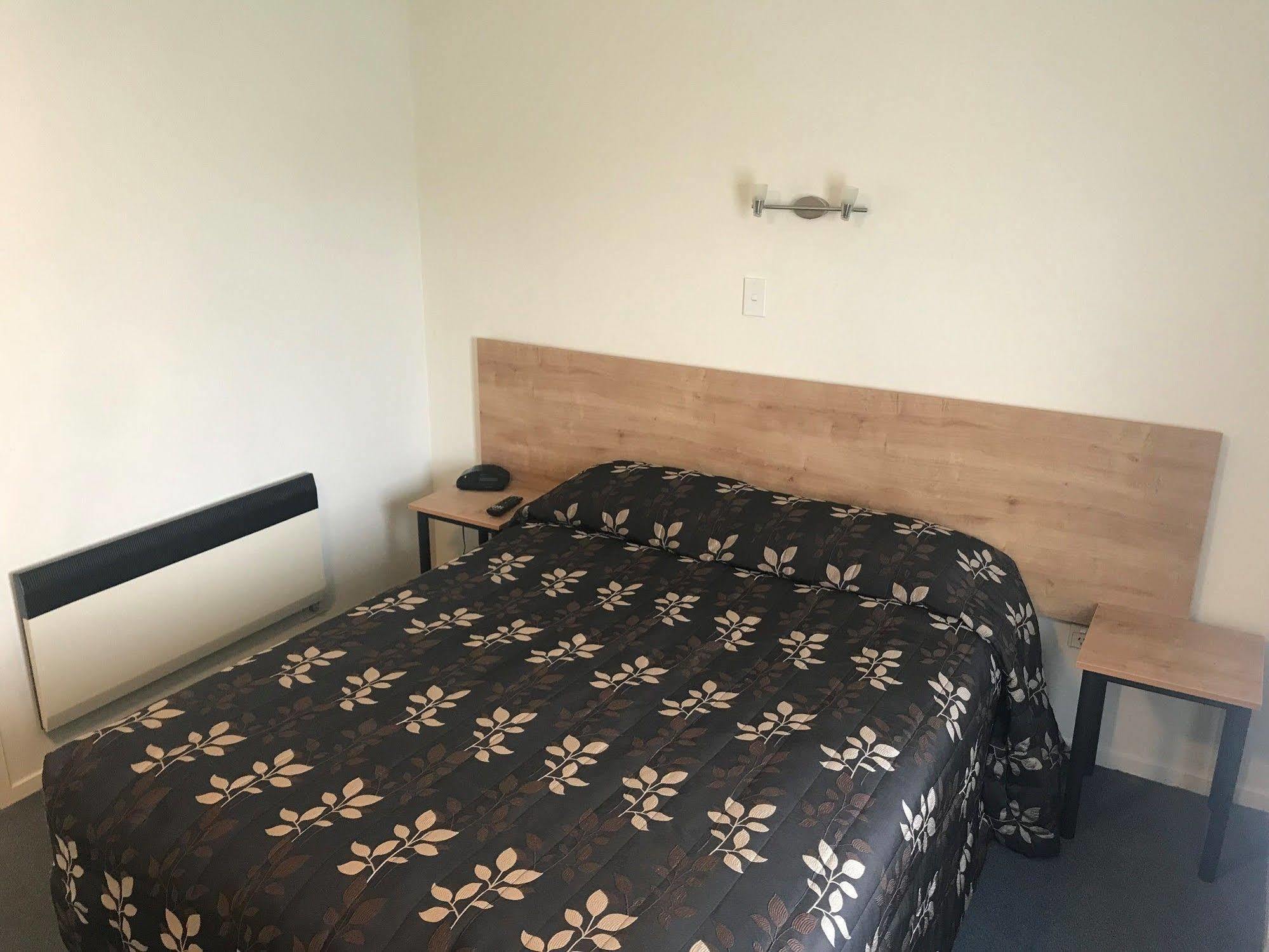 Fenton Court Motel Rotorua Buitenkant foto