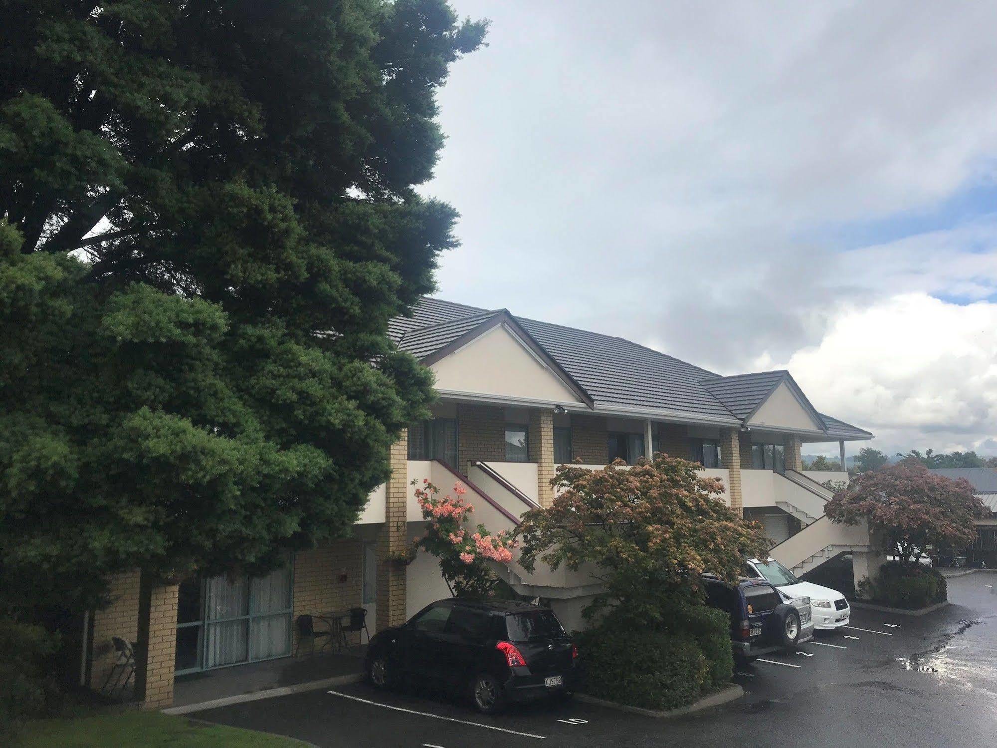 Fenton Court Motel Rotorua Buitenkant foto